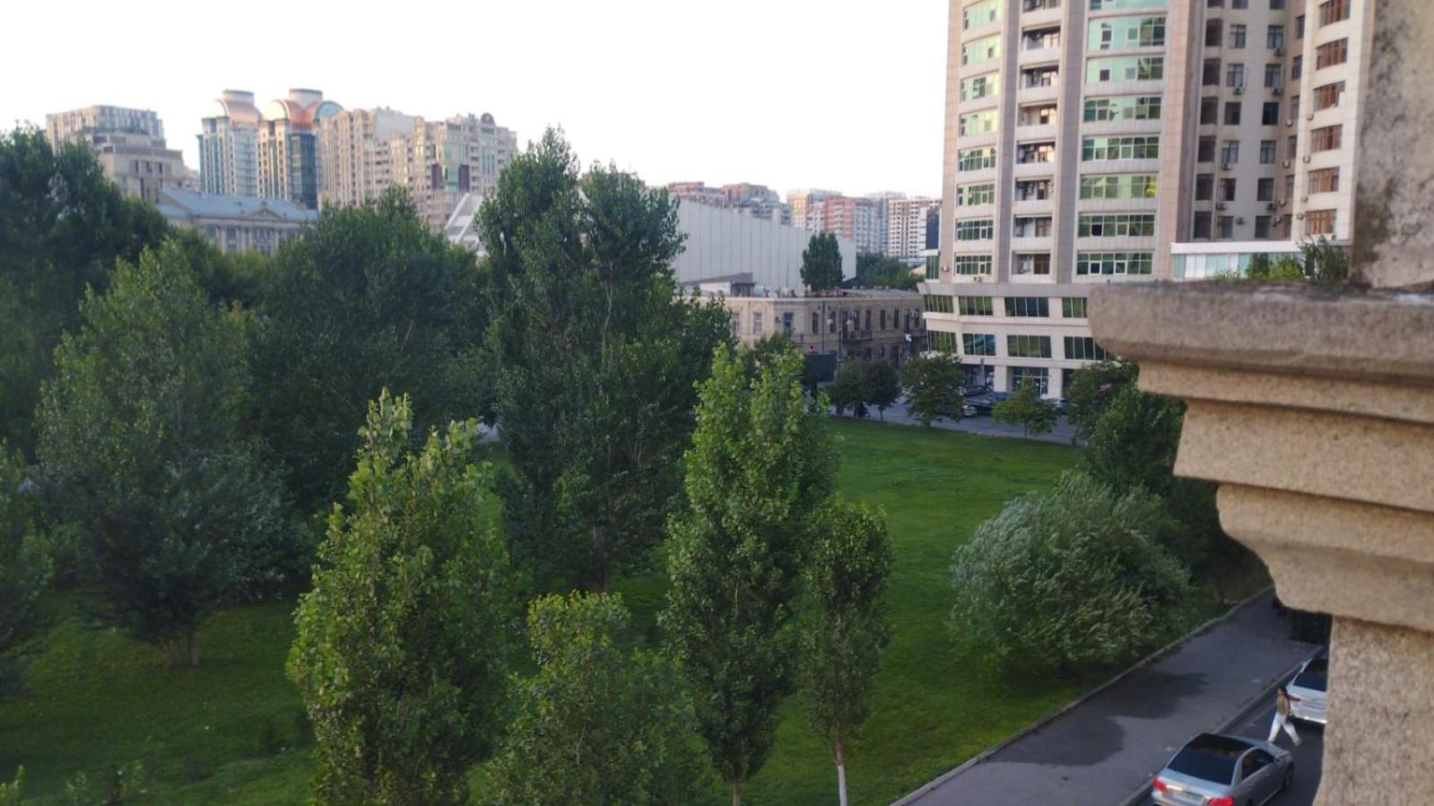 Central Baku Hostel Eksteriør billede